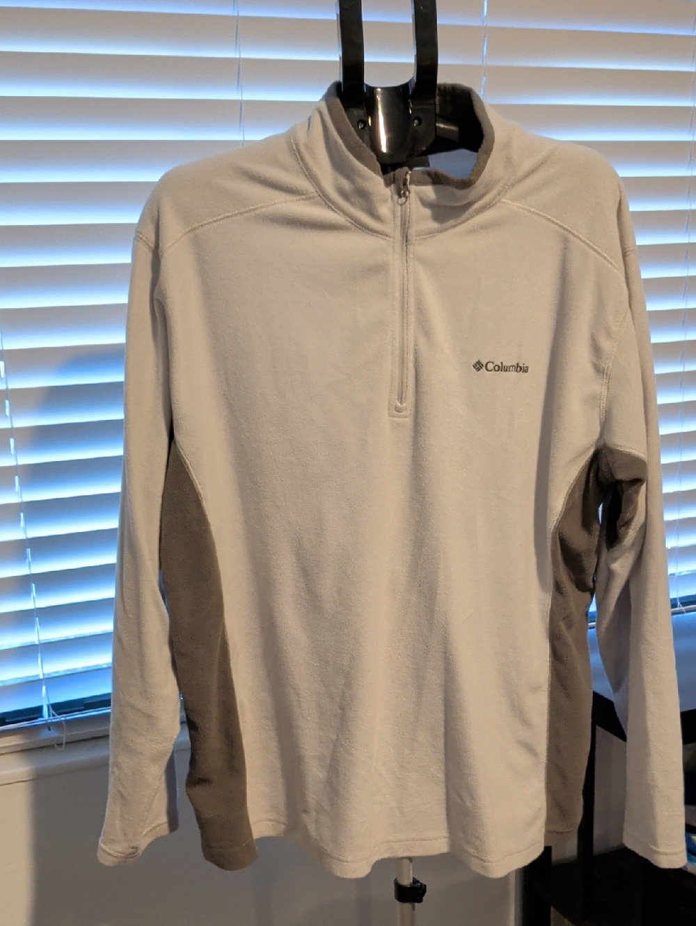 Columbia Light Gray Half-Zip Pullover with Charcoal Panels